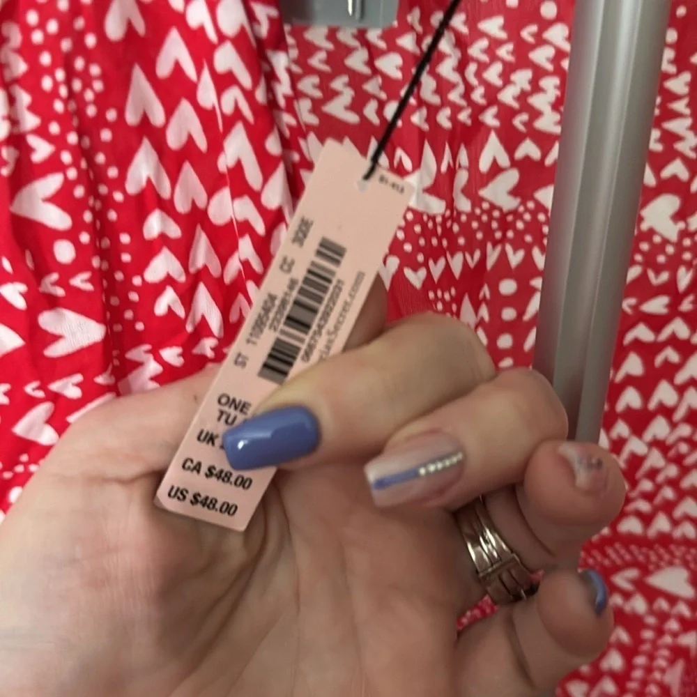 Victoria’s Secret heart cover up, NWT